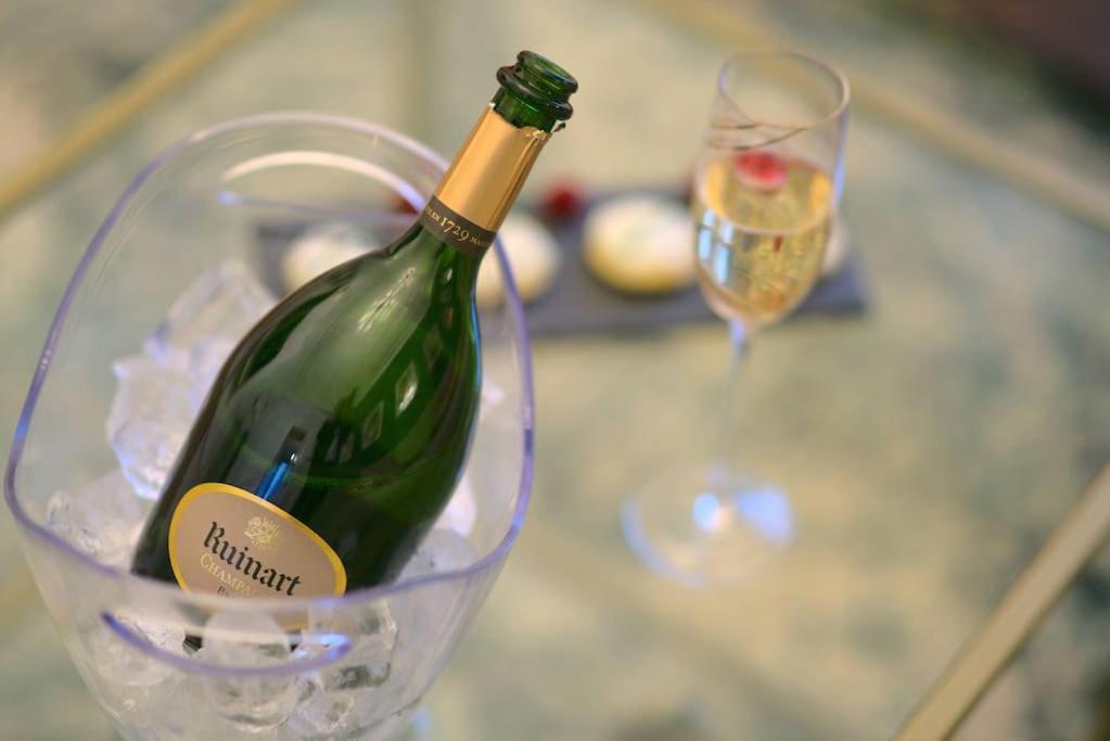 Royal Room Jacuzzi Haut De Gamme Centre Ville Mulhouse Buitenkant foto
