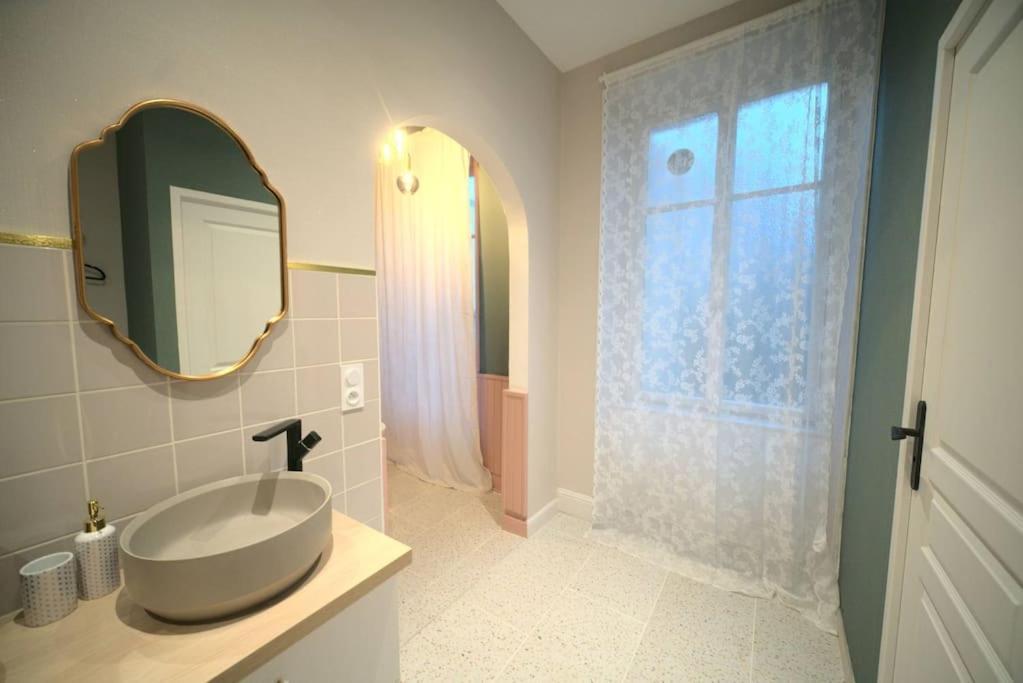 Royal Room Jacuzzi Haut De Gamme Centre Ville Mulhouse Buitenkant foto